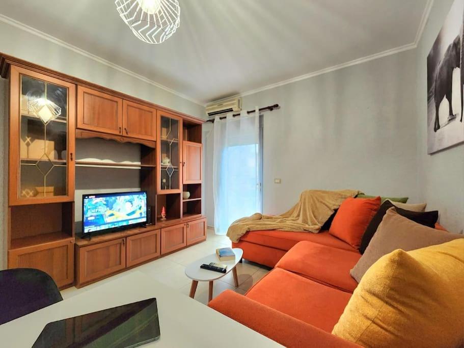 Ferienwohnung One Bd Flat Near Center With 24H Self Check In Tirana Exterior foto